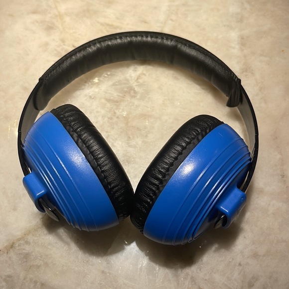 KidCo Whisper Ears Noise Cancelling Headphones - Picture 3 of 4